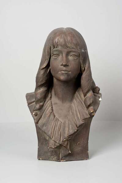 Bust of Erik of Arenberg (1901-1992) as a child