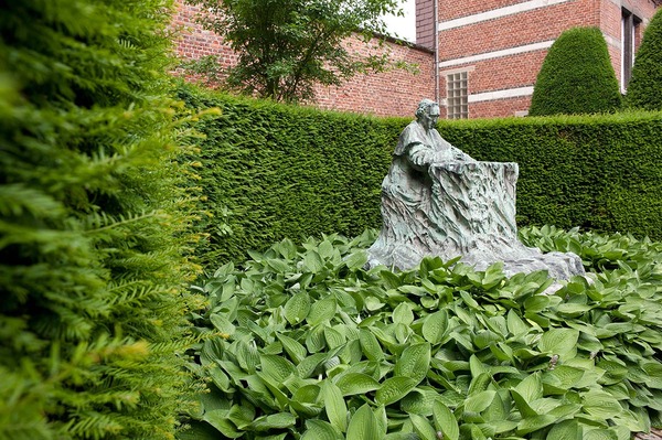 Monument voor Désiré Joseph Mercier (1851-1926)