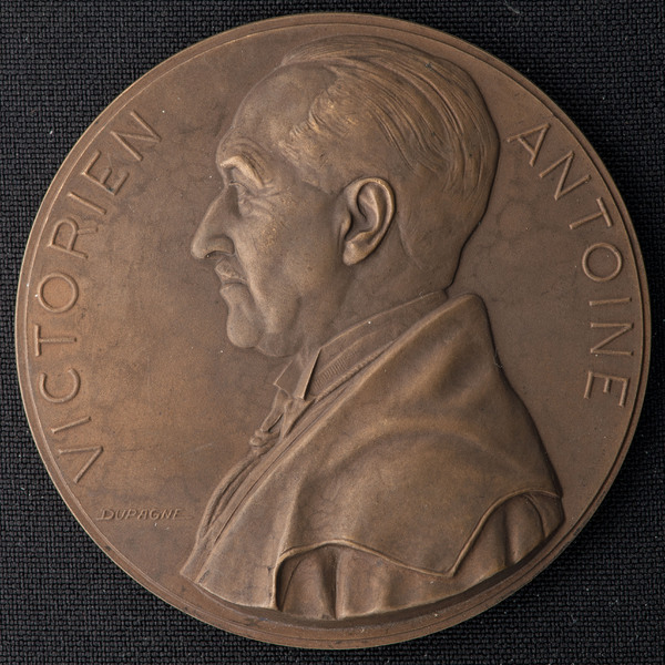 Portrait medal of Victorien Antoine (1883-1972)