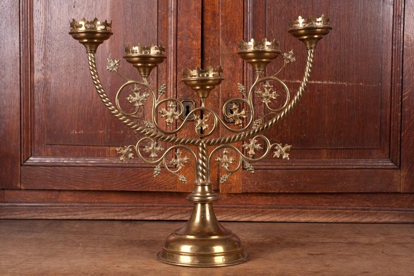 Set of two candelabras with five arms