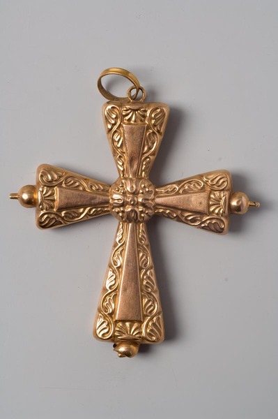 Small crucifix