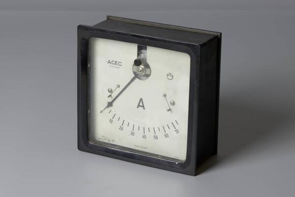A.C.E.C. en ATEA ampèremeter