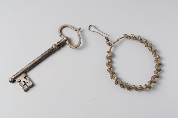 Bracelet with key