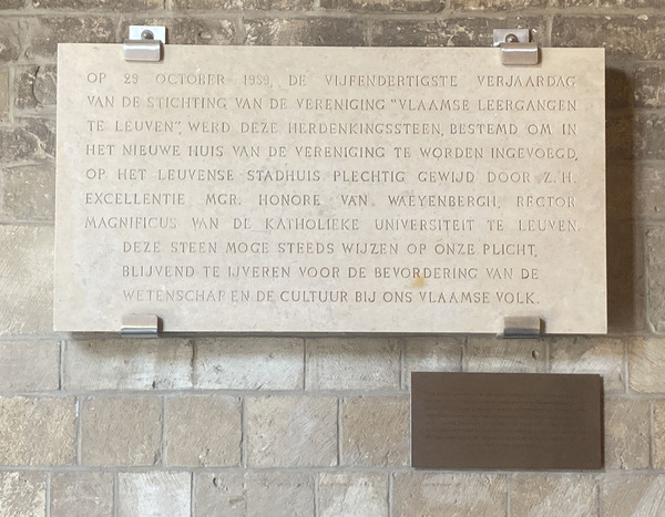 Memorial stone on the occasion of the thirty-fifth anniversary of the Vlaamse Leergangen in Leuven