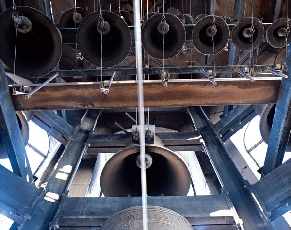 Beiaard: American Engineers' Memorial Carillon and Clock met Liberty Bell of Louvain