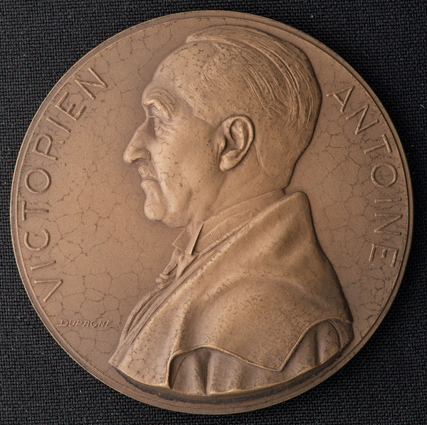 Portrait medal of Victorien Antoine (1883-1972)