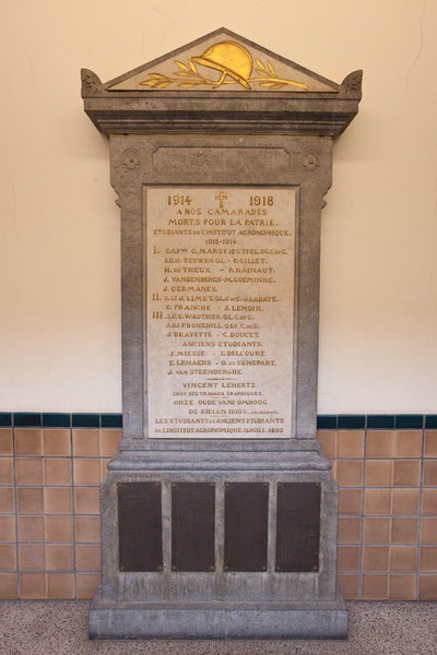 Memorial sign for the deceased students and former-students of the Agricultural Institute 1914-1918