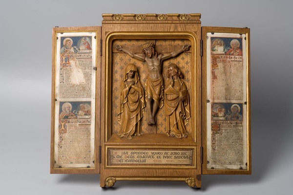 Triptych for administering the oath of professors