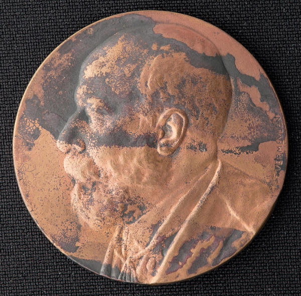 Portrait medal of Théophile Debaisieux (1847-1920)