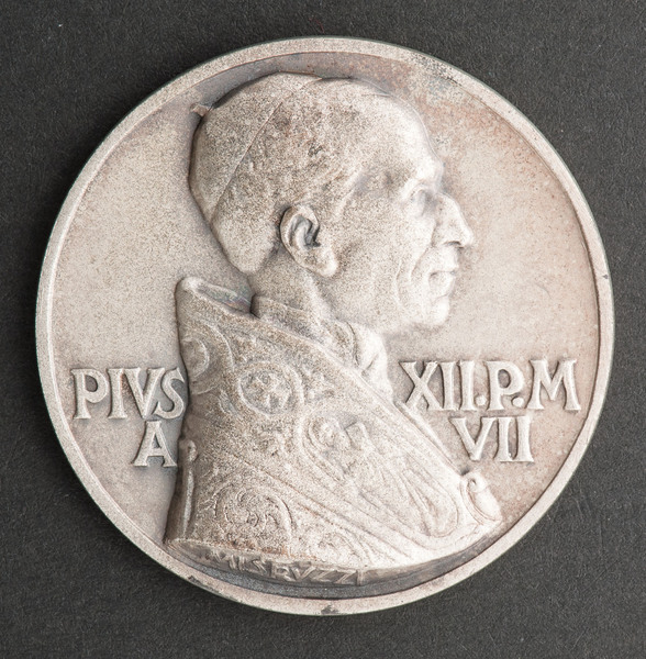 Portrait medal of Pius XII (1876-1958)